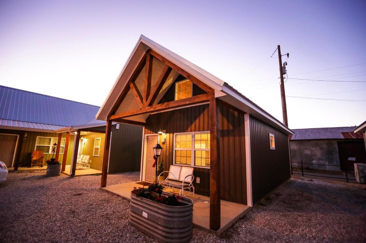 Knotty Squirrel Cabins เมาน์เทนวิว ภายนอก รูปภาพ
