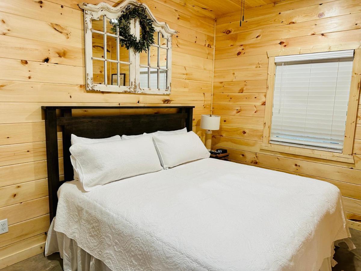 Knotty Squirrel Cabins เมาน์เทนวิว ภายนอก รูปภาพ
