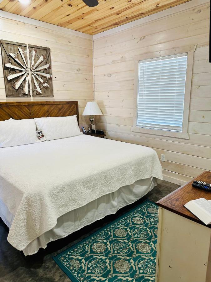 Knotty Squirrel Cabins เมาน์เทนวิว ภายนอก รูปภาพ